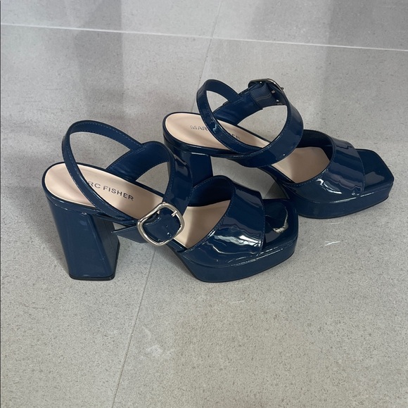 Marc Fisher Dark Blue Platform Sandals - Picture 2 of 4